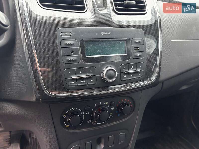 Хэтчбек Renault Sandero 2020 в Запорожье фото 19 Хэтчбек Renault Sandero 2020 в Запорожье