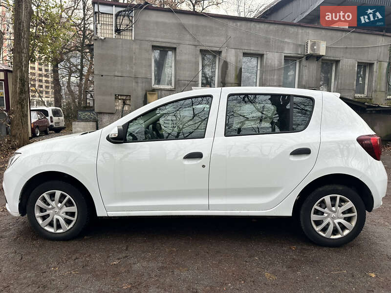 Хетчбек Renault Sandero 2019 в Києві фото 8 Хетчбек Renault Sandero 2019 в Києві