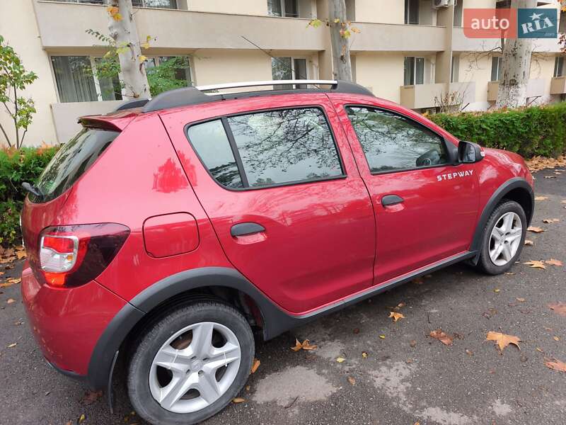 Хэтчбек Renault Sandero 2015 в Одессе