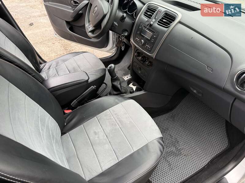 Хетчбек Renault Sandero 2015 в Сумах фото 27 Хетчбек Renault Sandero 2015 в Сумах