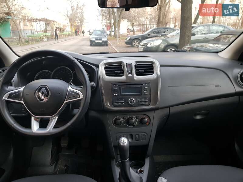 Хетчбек Renault Sandero 2017 в Черкасах