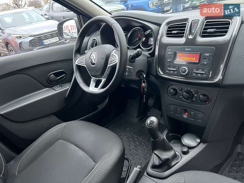 Хэтчбек Renault Sandero 2019 в Киеве