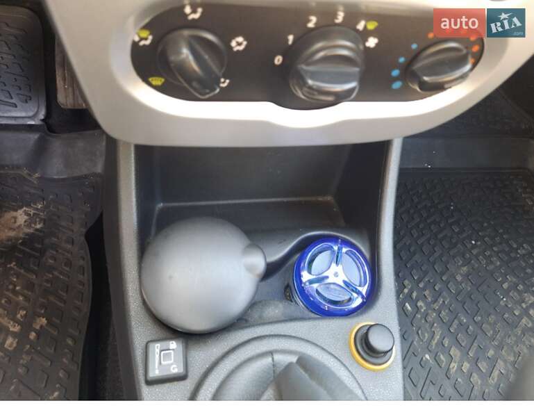 Хетчбек Renault Sandero 2009 в Харкові фото 8 Хетчбек Renault Sandero 2009 в Харкові