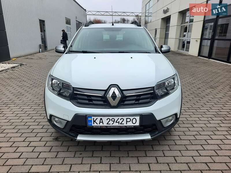 Хетчбек Renault Sandero 2021 в Хмельницькому