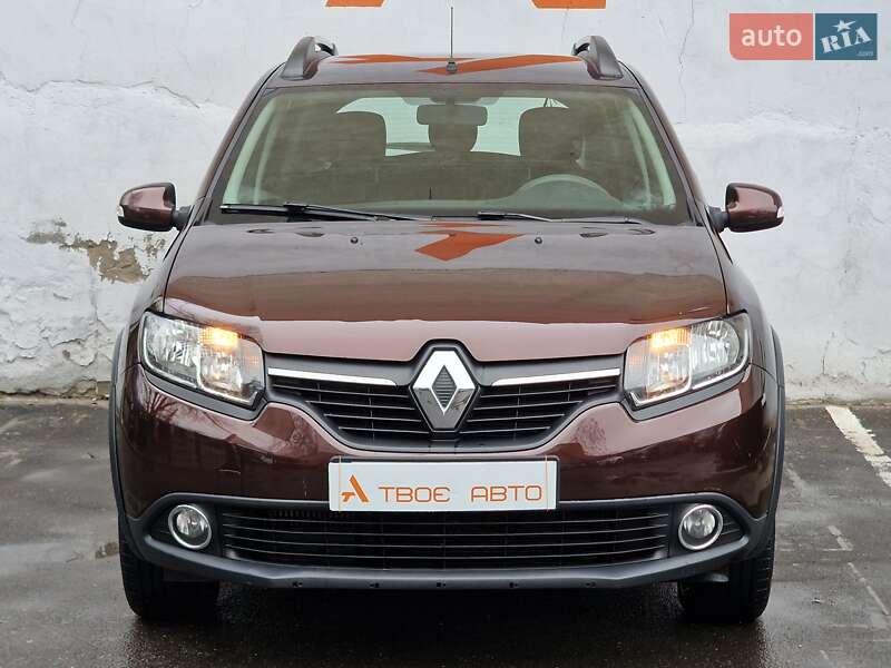 Хэтчбек Renault Sandero 2016 в Одессе