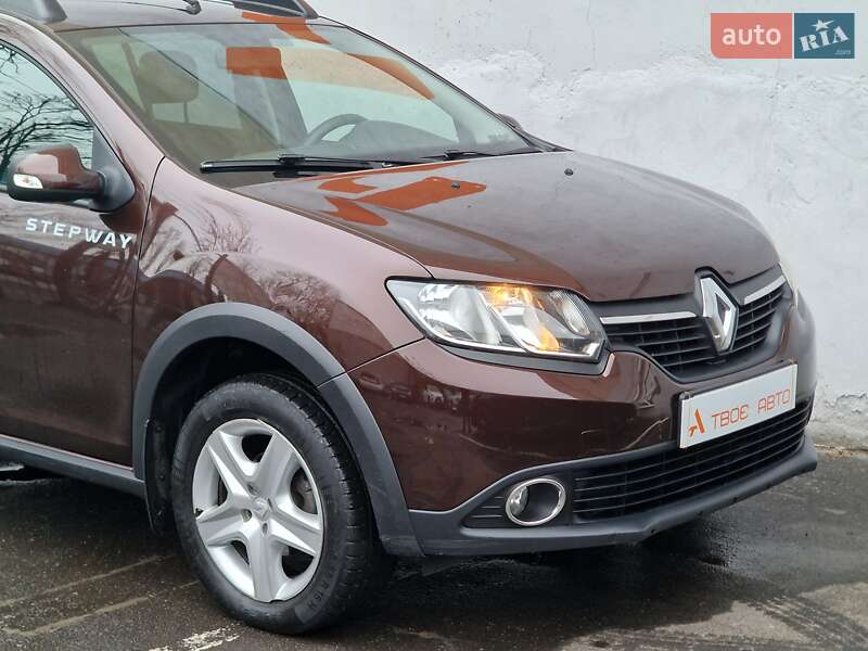 Хэтчбек Renault Sandero 2016 в Одессе
