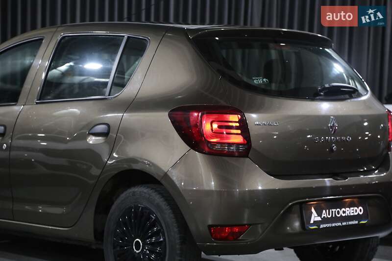Хетчбек Renault Sandero 2019 в Києві фото 8 Хетчбек Renault Sandero 2019 в Києві