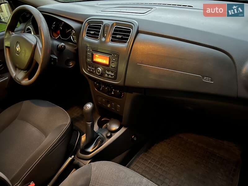Хэтчбек Renault Sandero 2014 в Тернополе