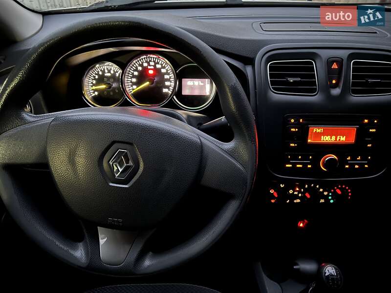 Хэтчбек Renault Sandero 2014 в Тернополе