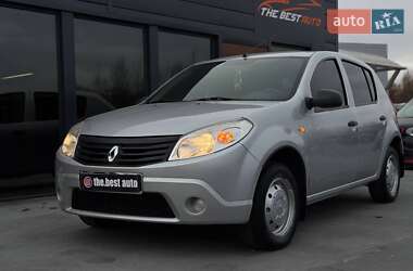 Хэтчбек Renault Sandero 2012 в Ровно