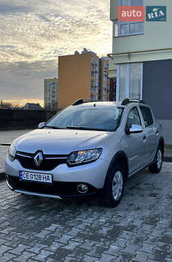 Хетчбек Renault Sandero 2013 в Чернівцях