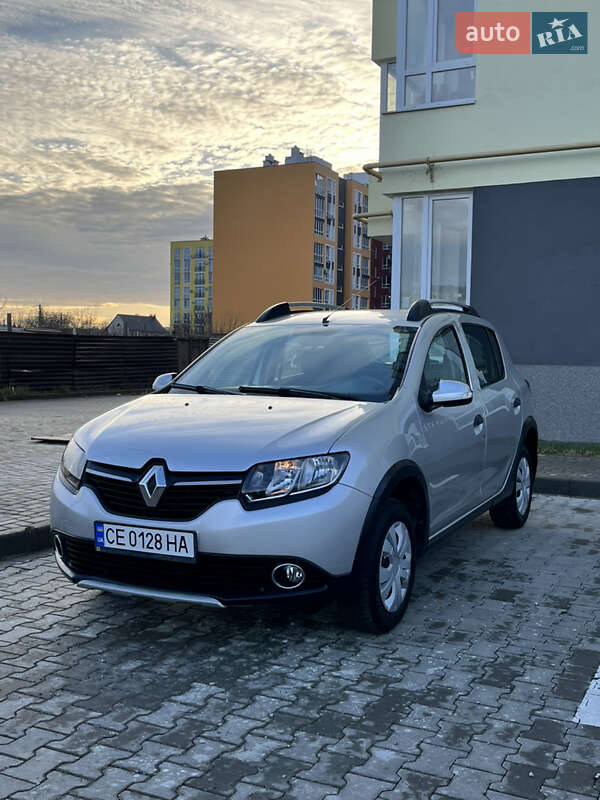Renault Sandero 2013