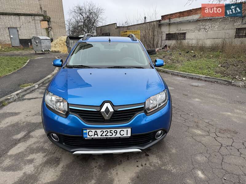 Хэтчбек Renault Sandero 2014 в Харькове фото 3 Хэтчбек Renault Sandero 2014 в Харькове