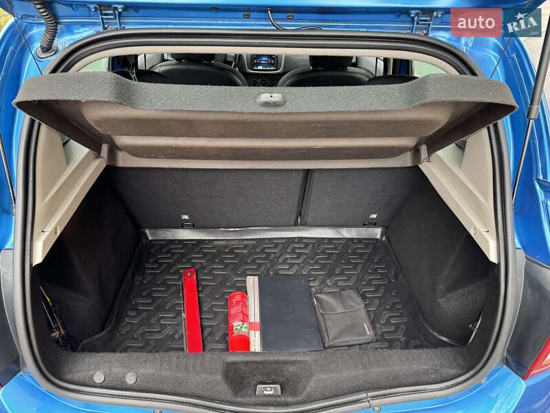 Хэтчбек Renault Sandero 2014 в Харькове фото 23 Хэтчбек Renault Sandero 2014 в Харькове