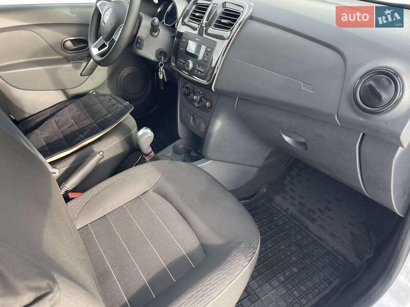 Хэтчбек Renault Sandero 2020 в Киеве фото 15 Хэтчбек Renault Sandero 2020 в Киеве