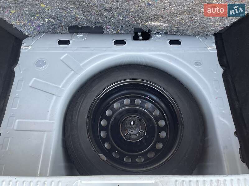 Хэтчбек Renault Sandero 2018 в Каменке фото 19 Хэтчбек Renault Sandero 2018 в Каменке