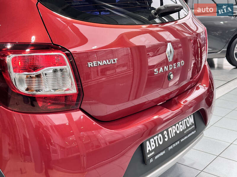Хэтчбек Renault Sandero 2015 в Одессе