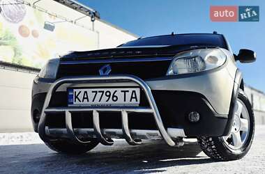 Хэтчбек Renault Sandero 2011 в Киеве