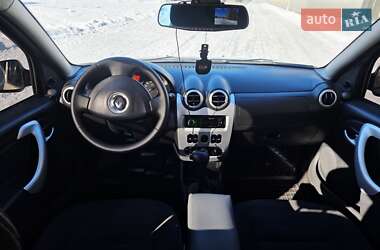 Хэтчбек Renault Sandero 2011 в Киеве