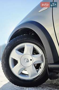 Хэтчбек Renault Sandero 2011 в Киеве