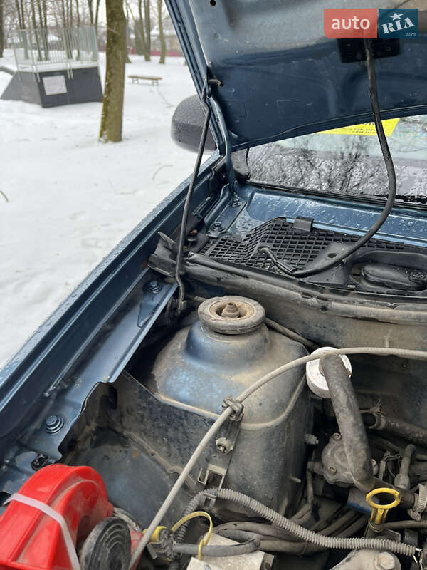 Хэтчбек Renault Sandero 2011 в Хотине