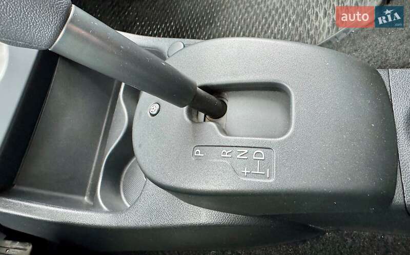 Хэтчбек Renault Sandero 2012 в Киеве