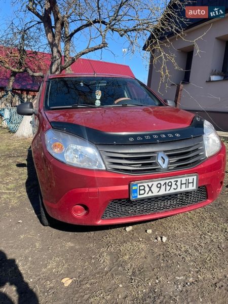 Renault Sandero 2010