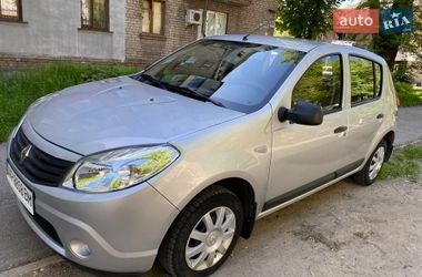 Хэтчбек Renault Sandero 2009 в Запорожье