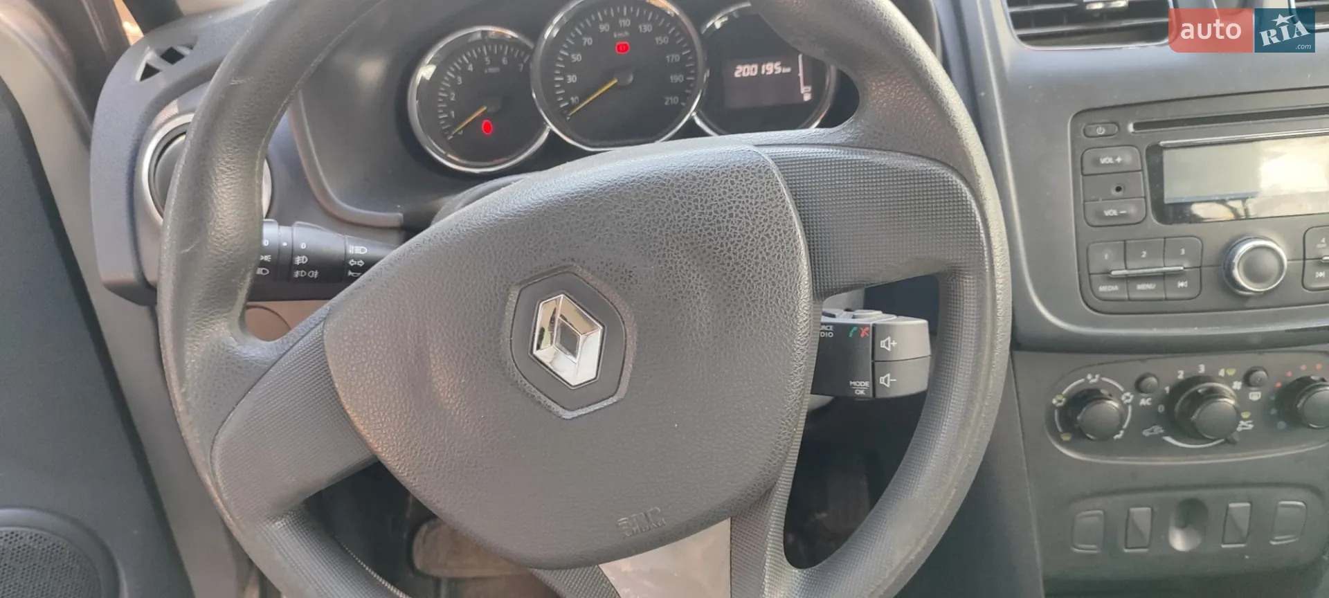 2013 Renault Sandero - мініатюра 11