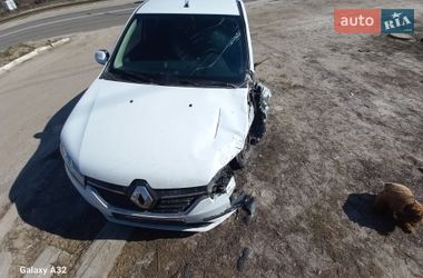 Хэтчбек Renault Sandero 2017 в Вышгороде