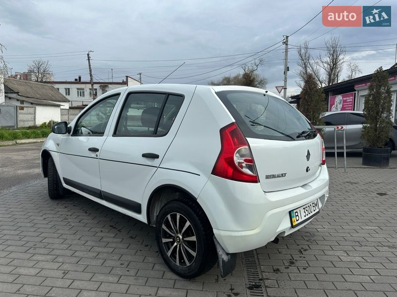 Хетчбек Renault Sandero 2012 в Кременчуці