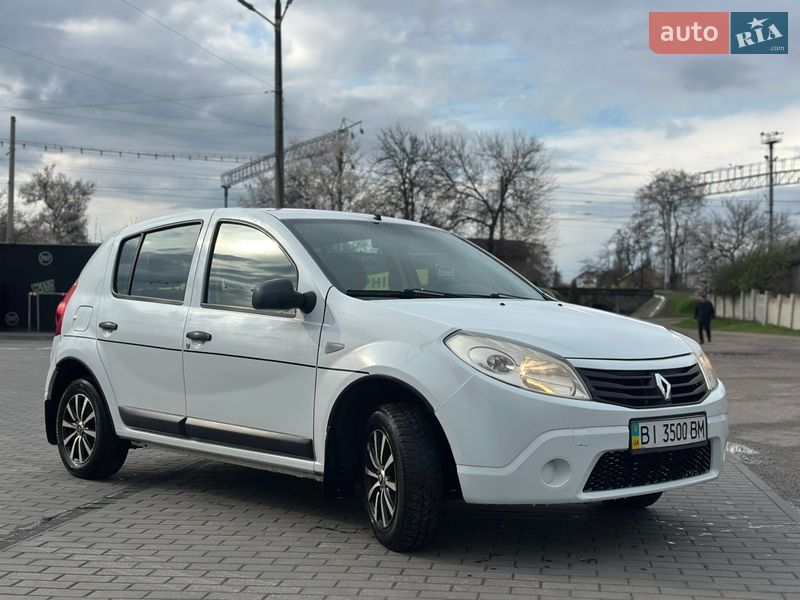 Хетчбек Renault Sandero 2012 в Кременчуці