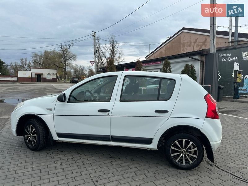 Хетчбек Renault Sandero 2012 в Кременчуці