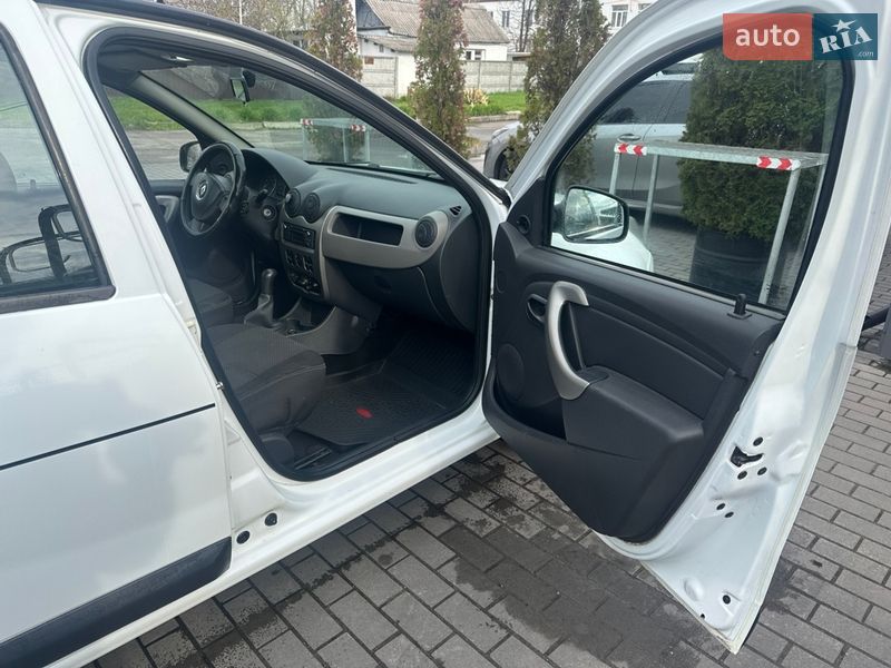 Хетчбек Renault Sandero 2012 в Кременчуці