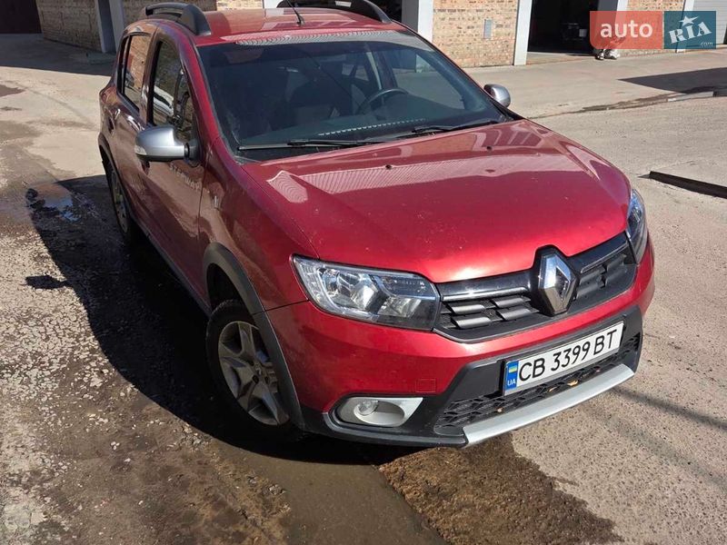 Хэтчбек Renault Sandero 2017 в Чернигове фото Хэтчбек Renault Sandero 2017 в Чернигове