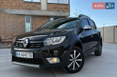 Хетчбек Renault Sandero 2017 в Києві