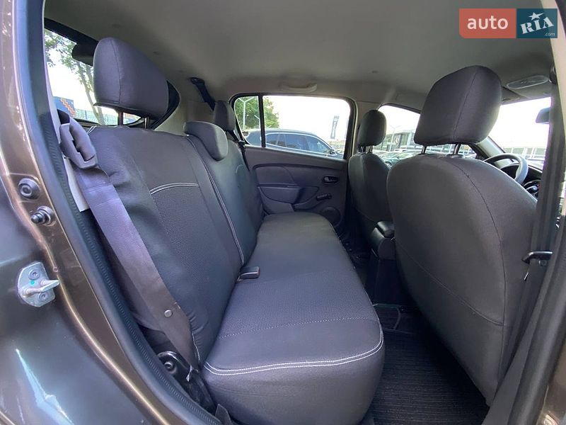 Хэтчбек Renault Sandero 2017 в Днепре фото 17 Хэтчбек Renault Sandero 2017 в Днепре
