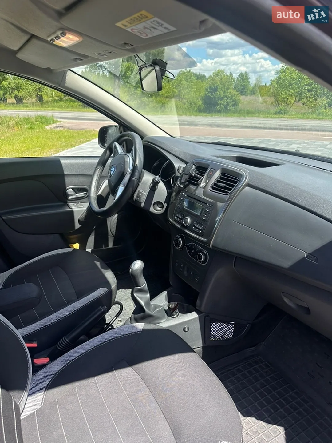2017 Renault Sandero - мініатюра 8