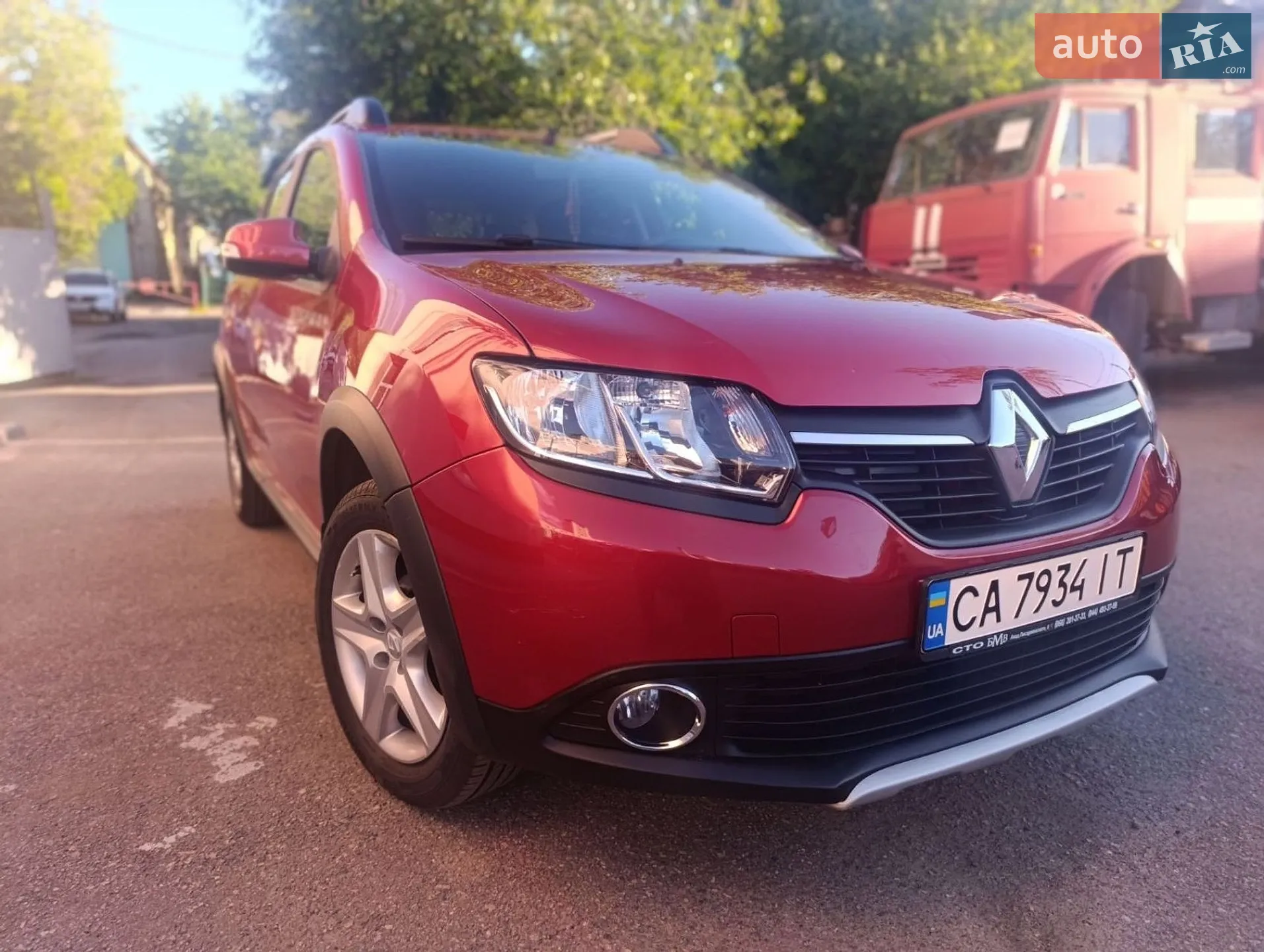 2015 Renault Sandero - фото 1