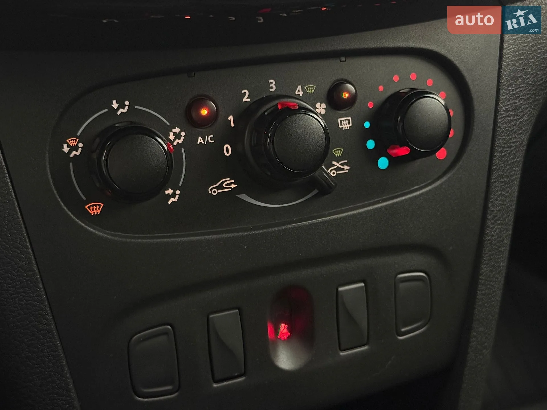 2019 Renault Sandero - мініатюра 22