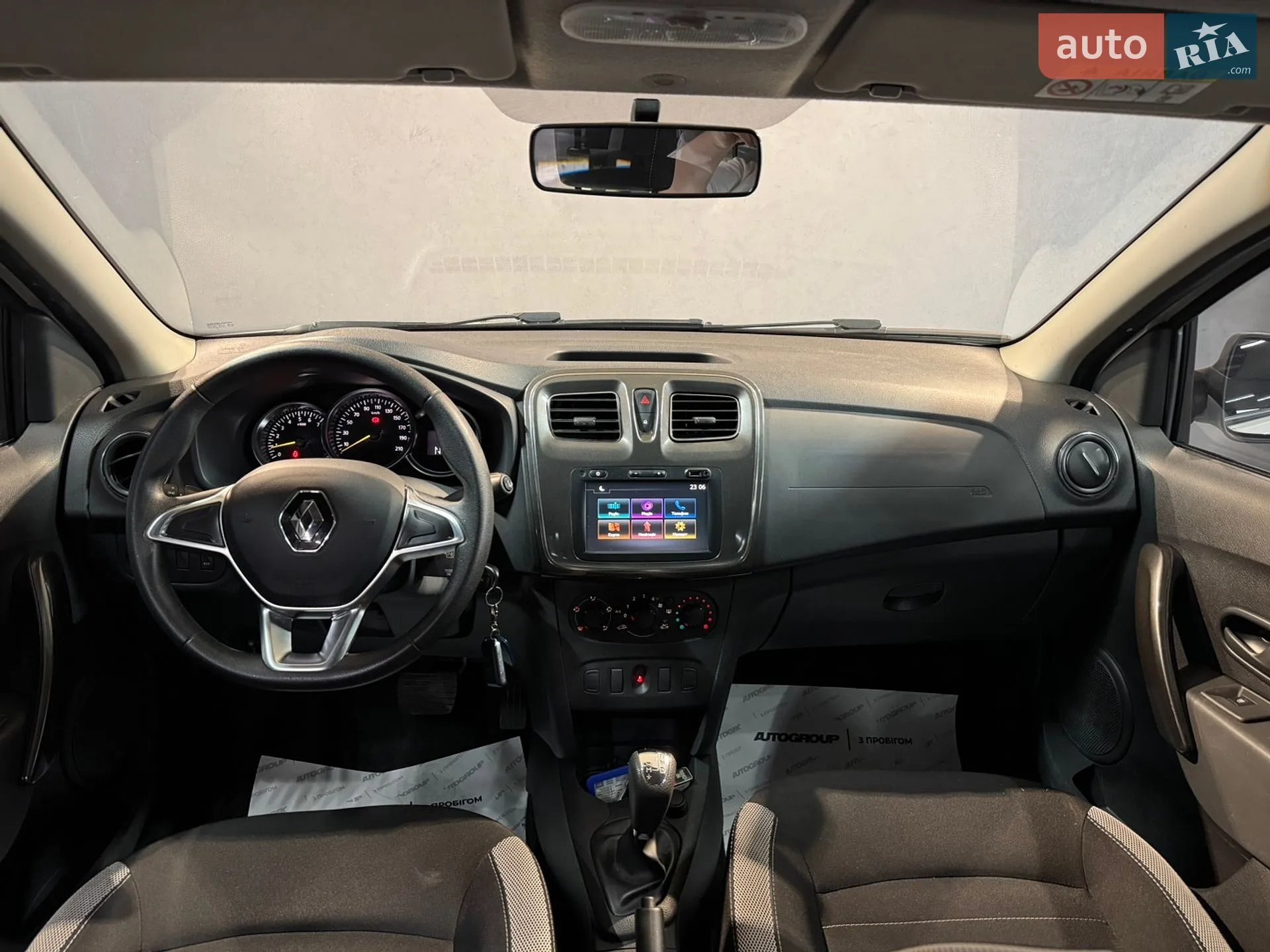 2018 Renault Sandero - мініатюра 12