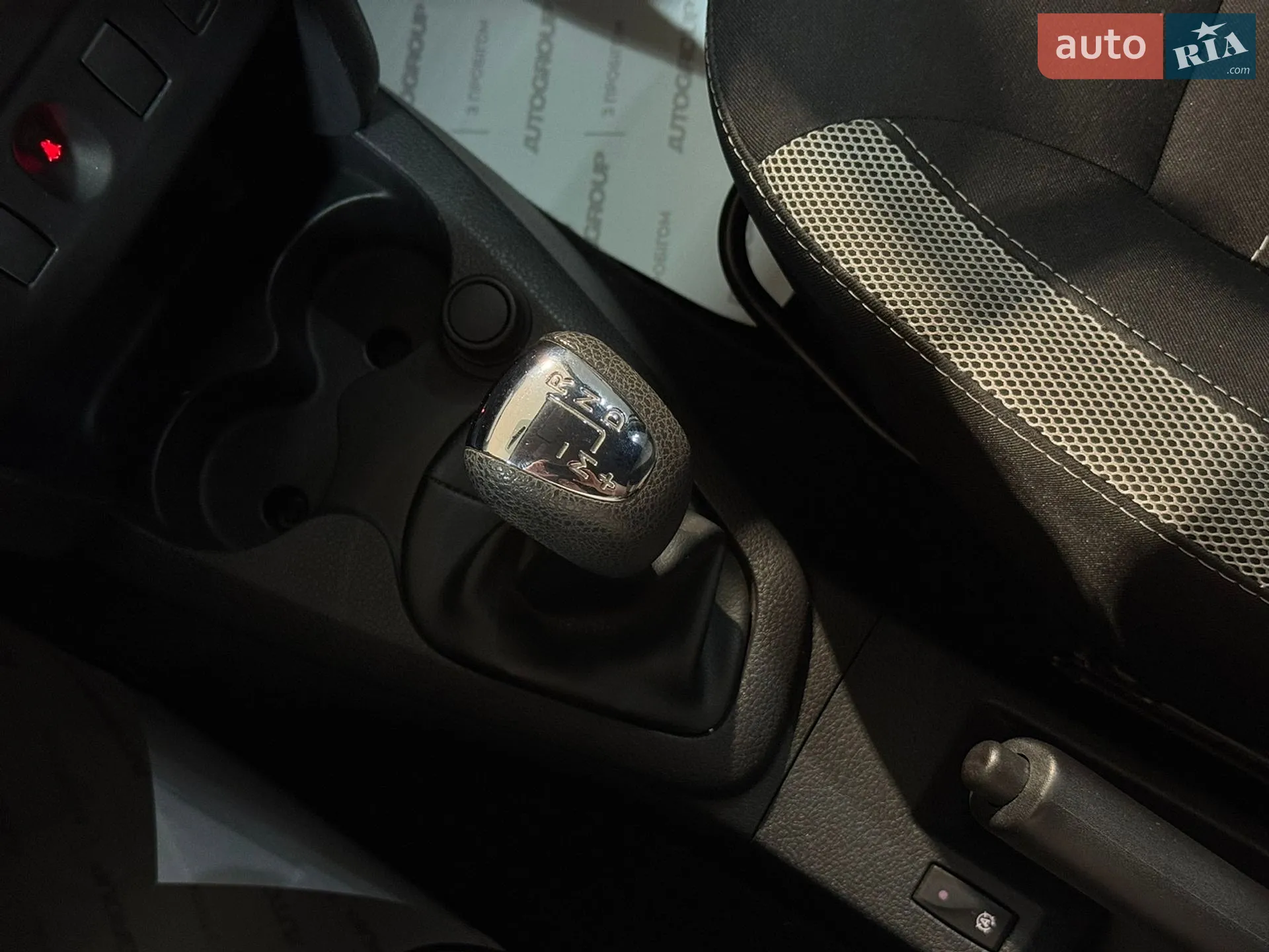 2018 Renault Sandero - мініатюра 16
