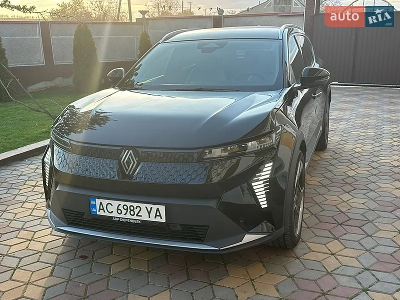 Renault Scenic E-Tech 2024 VIN VF1RCB00973414007 фото оголошення 2 з 96