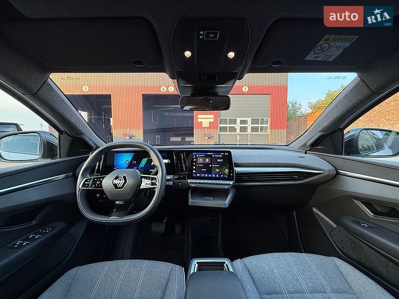 Позашляховик / Кросовер Renault Scenic E-Tech 2024 в Рівному фото 33 Позашляховик / Кросовер Renault Scenic E-Tech 2024 в Рівному