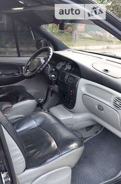 Мінівен Renault Scenic RX4 2002 в 