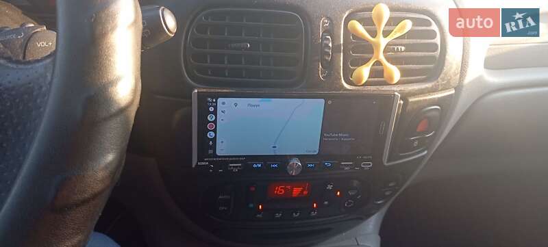 Минивэн Renault Scenic RX4 2002 в Кагарлыке