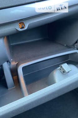 Минивэн Renault Scenic XMOD 2013 в 