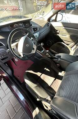 Мінівен Renault Scenic XMOD 2014 в 