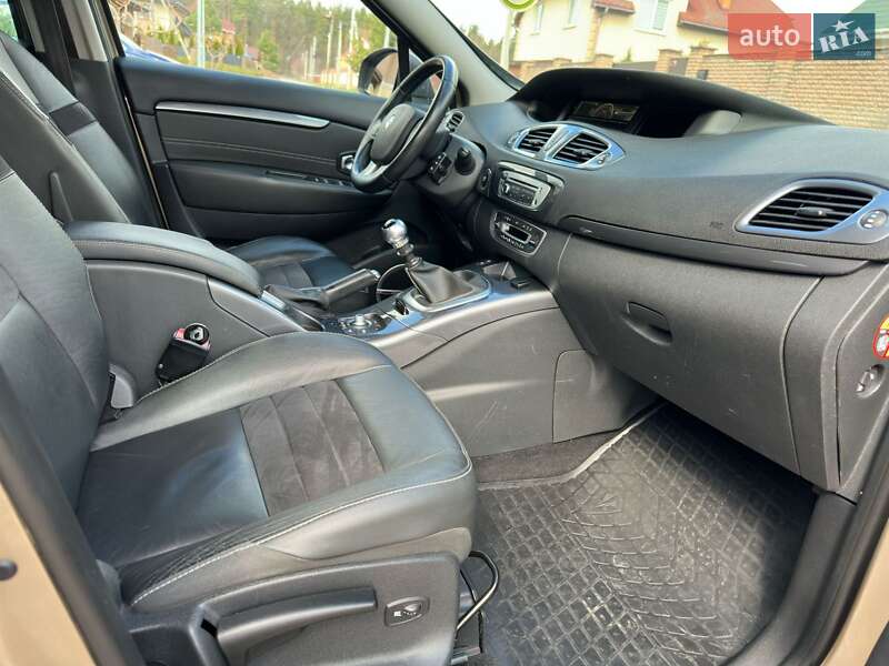 Минивэн Renault Scenic XMOD 2013 в Киеве