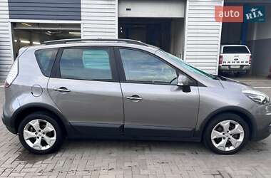 Минивэн Renault Scenic XMOD 2013 в 